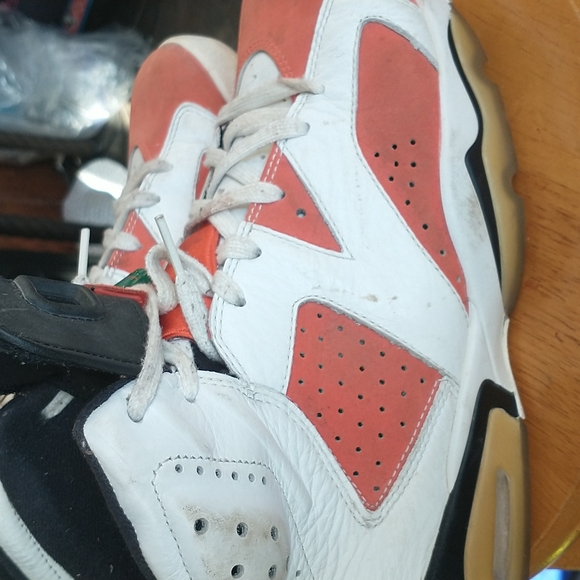 RARE---Collector Item..-Jordan Sneakers - Picture 3 of 12